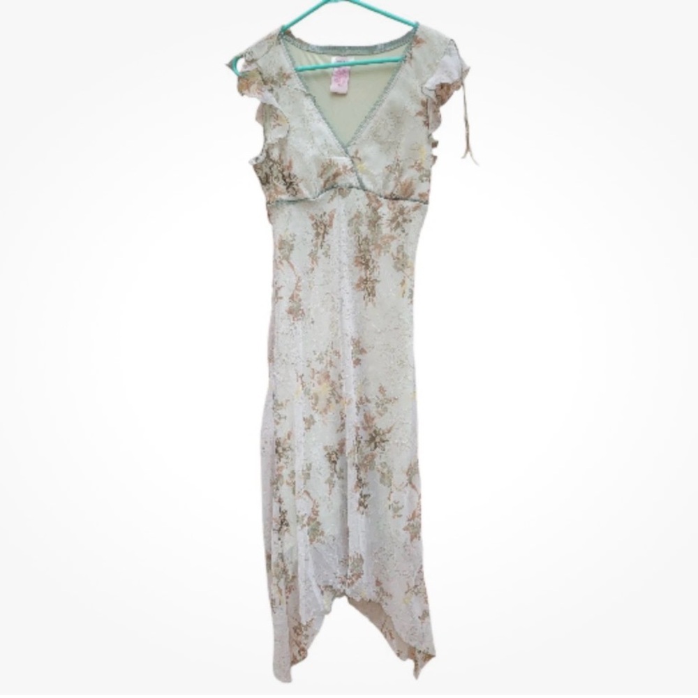 Floral Lace-Trim Green, White & Tan V-Neck Midi Dress Speechless (Brand)